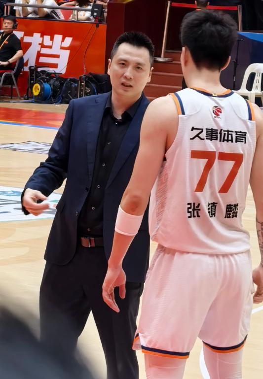 场均4分3板！五场总决赛下来，超级第六人的身价彻底打没了