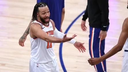 绝妙，湖人队新阵容被NBA评论员比尔·西蒙斯起绰号“Snowtime”