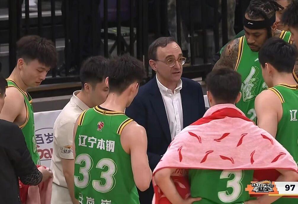 沃齐尼亚：能逼平西班牙很满意；我一辈子都在渴望这样的时刻